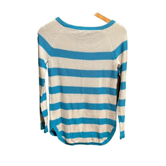 Lilly Pulitzer Light Blue and White Paige Striped Knit‎ Women's Sweater Size S - Picture 2 of 6